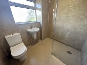 Photo 19- click for photo gallery